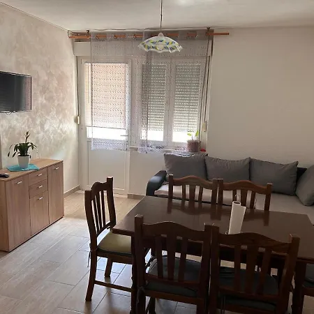 Apartman Ella Appartamento